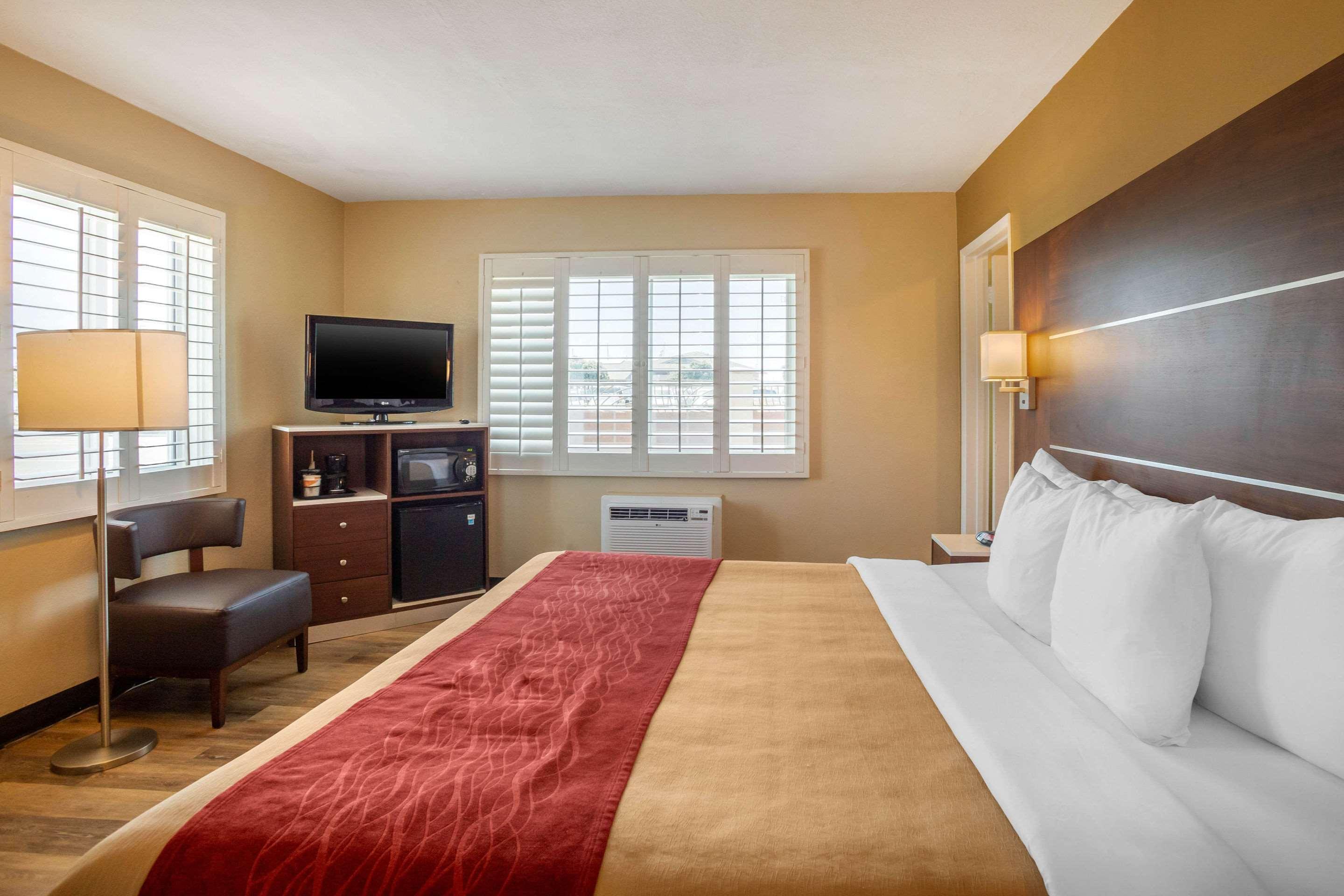 Comfort Inn San Diego Airport At The Harbor Екстер'єр фото