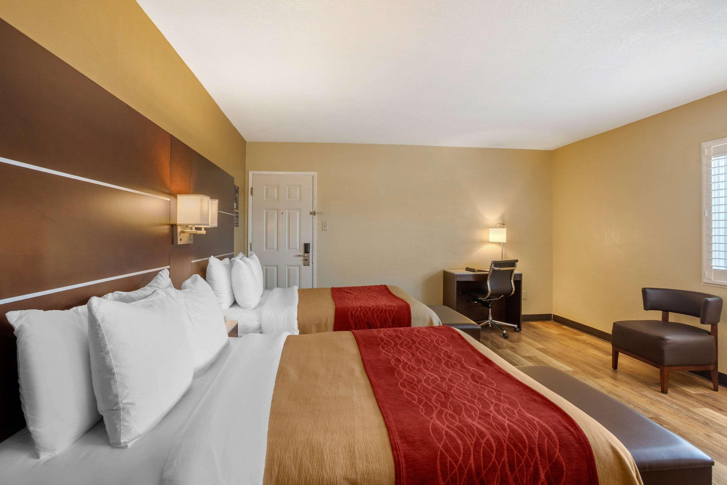 Comfort Inn San Diego Airport At The Harbor Екстер'єр фото