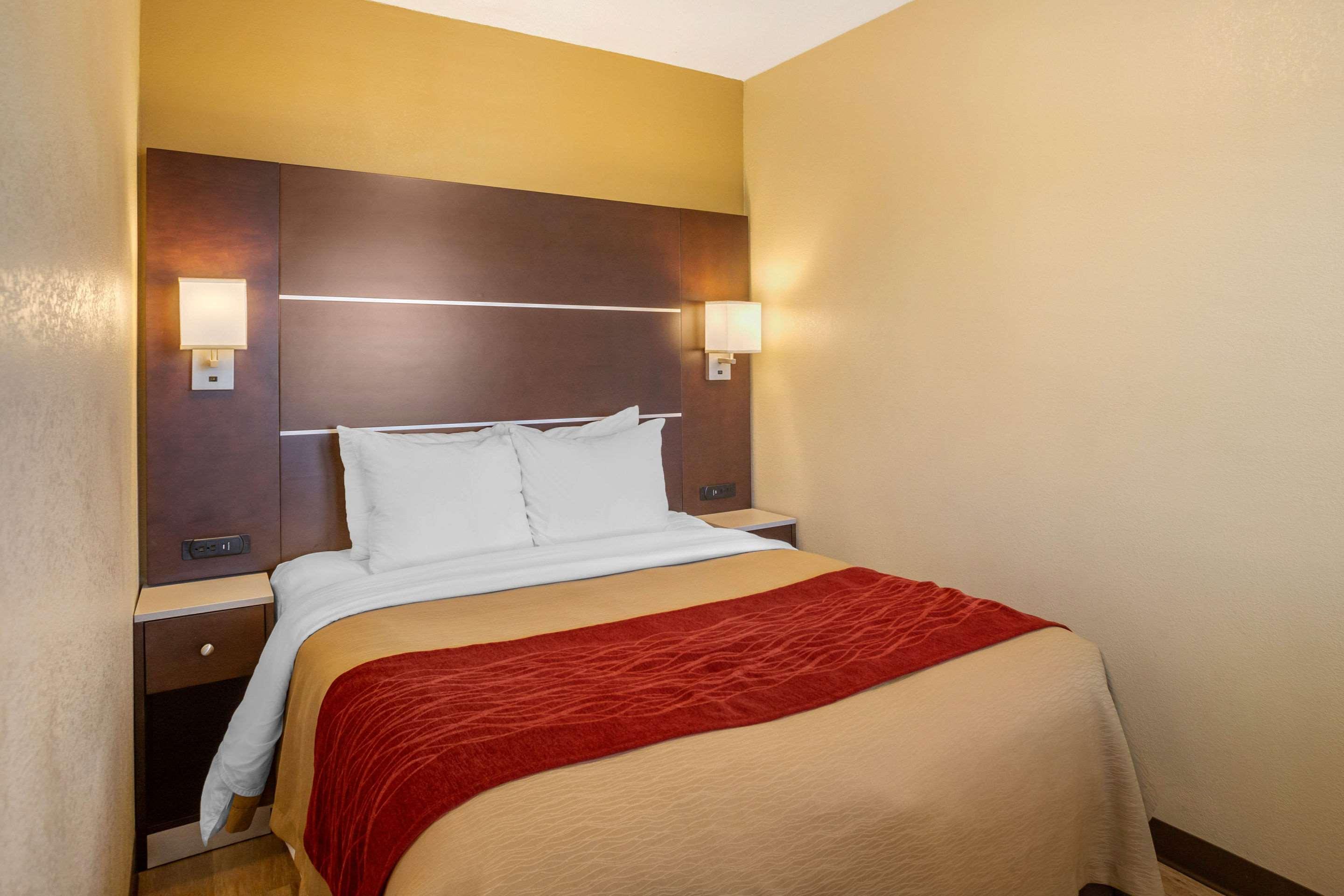 Comfort Inn San Diego Airport At The Harbor Екстер'єр фото