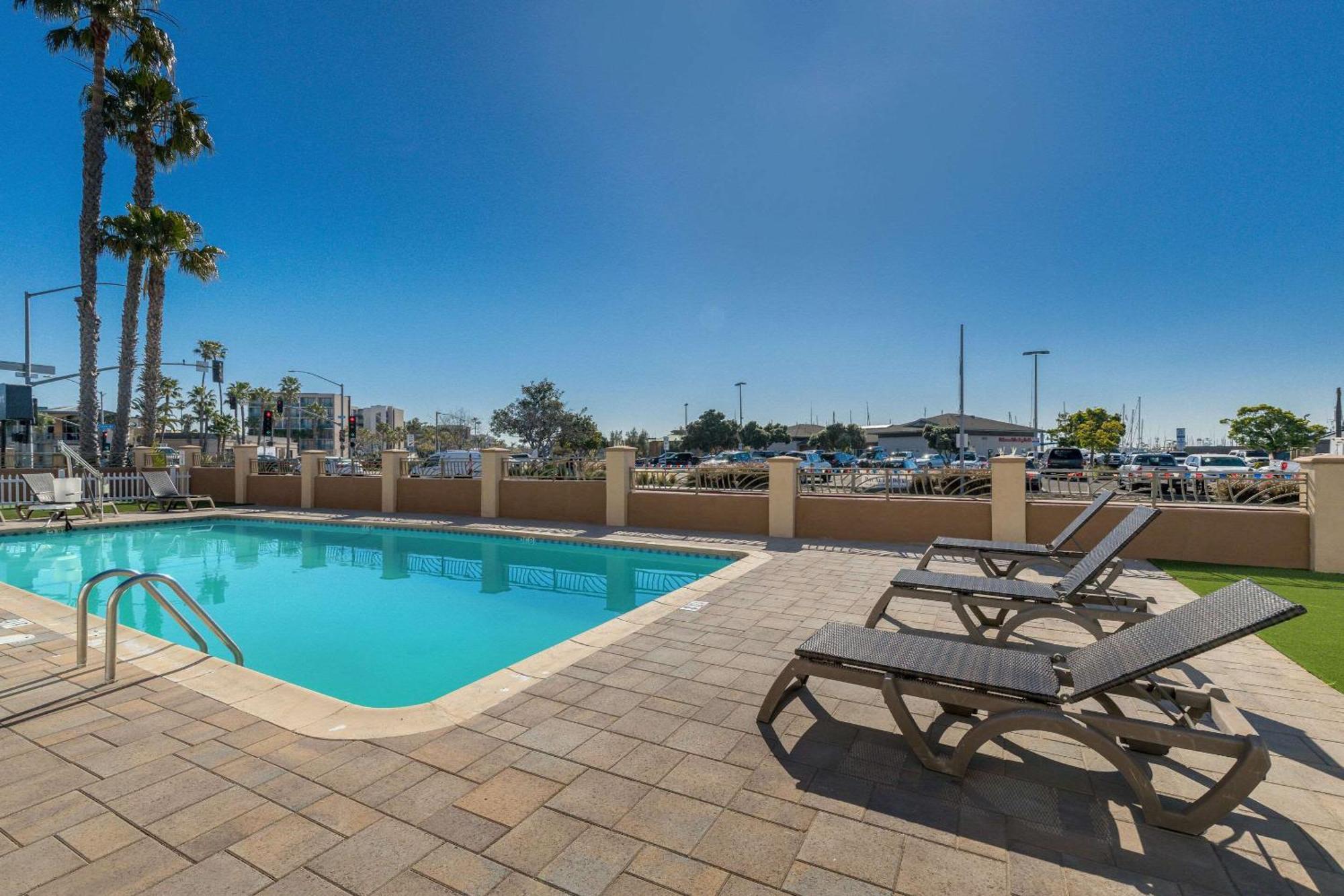 Comfort Inn San Diego Airport At The Harbor Екстер'єр фото