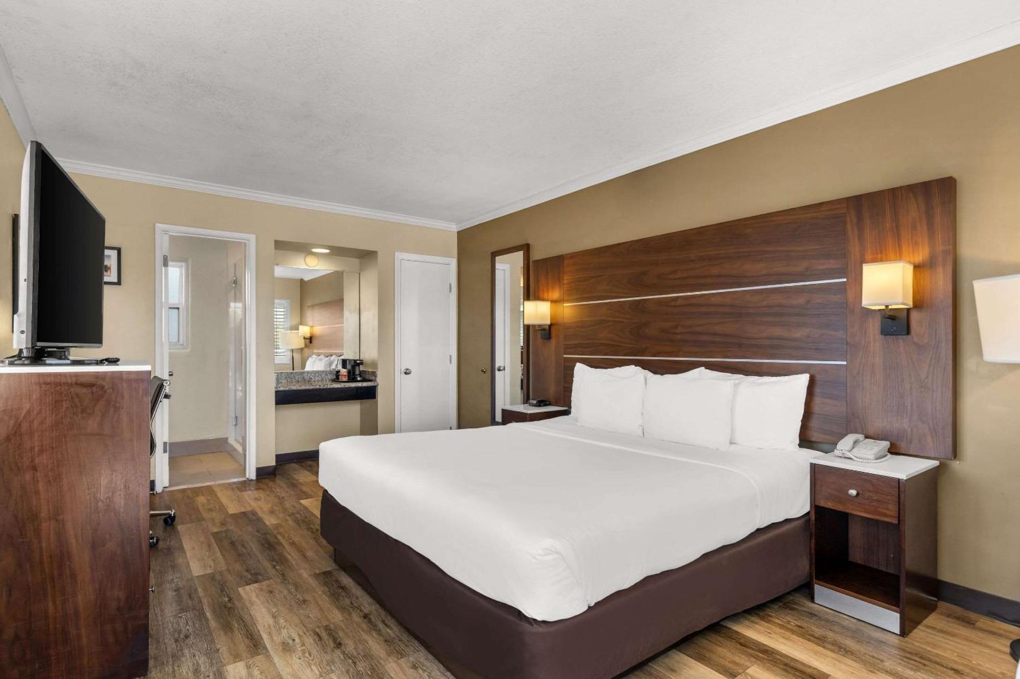 Comfort Inn San Diego Airport At The Harbor Екстер'єр фото