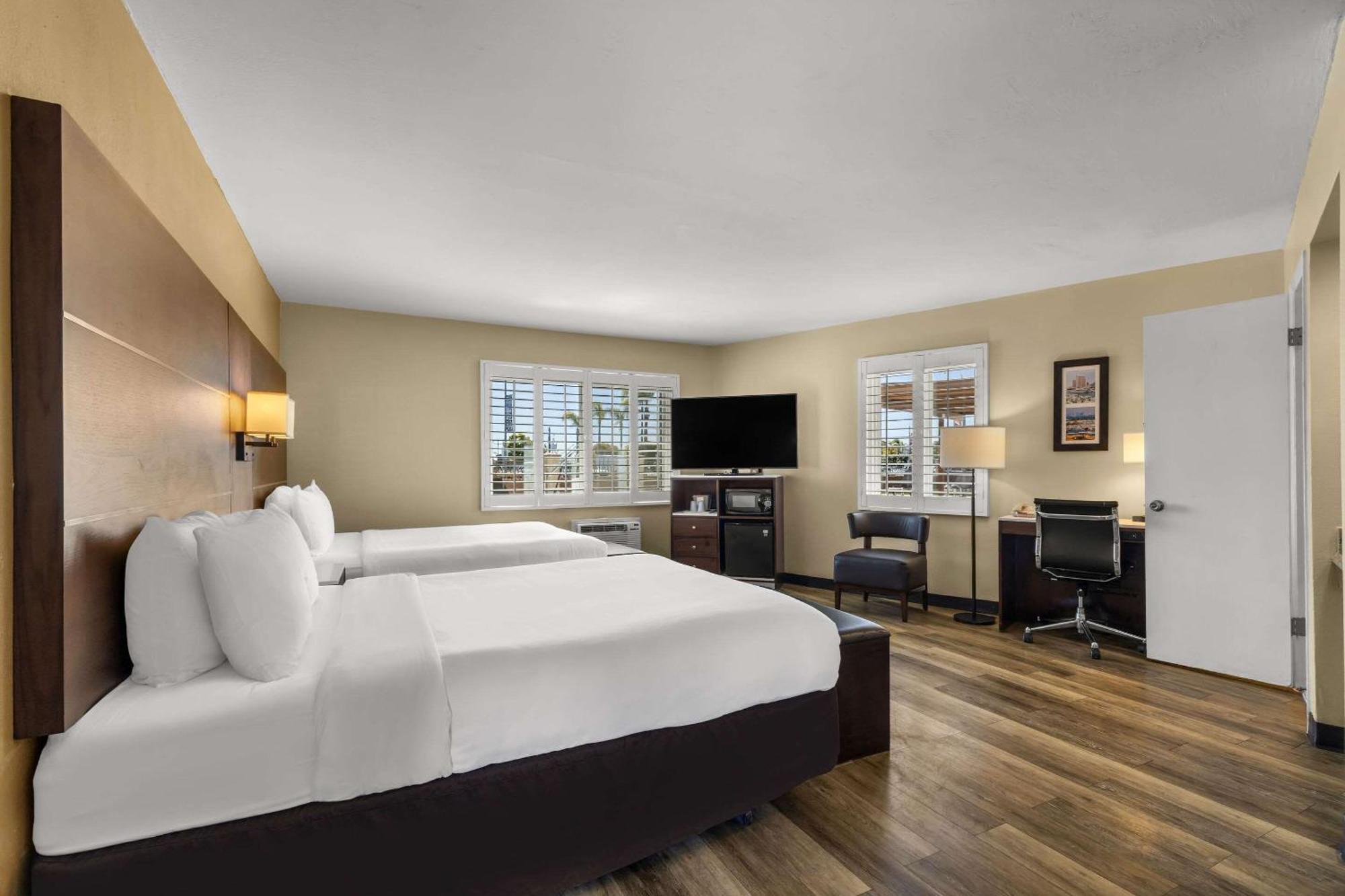 Comfort Inn San Diego Airport At The Harbor Екстер'єр фото