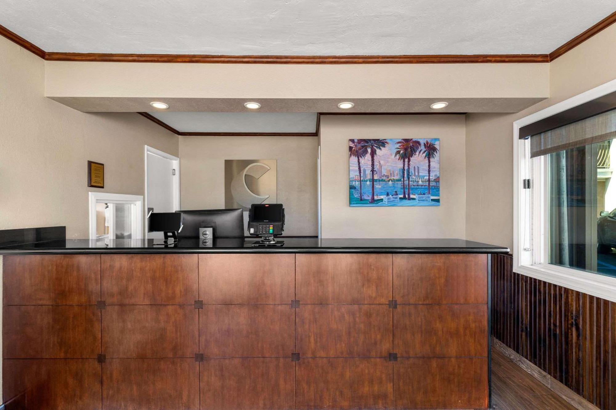 Comfort Inn San Diego Airport At The Harbor Екстер'єр фото